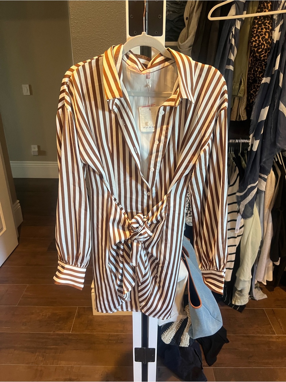 Women’s Brown & White Striped Long-Sleeve Tie-Front Dress